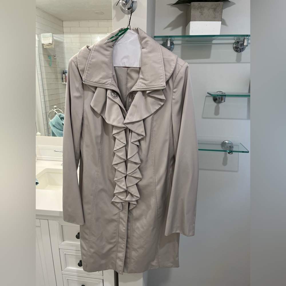 Light tan rain coat